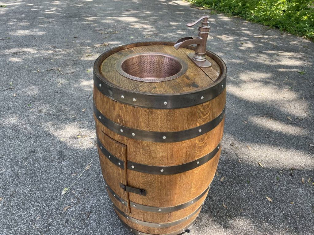 whiskey barrel vanity,bourbon barrel vanity,bathroom vanity